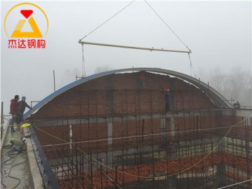 拱形屋頂磚混結構山墻